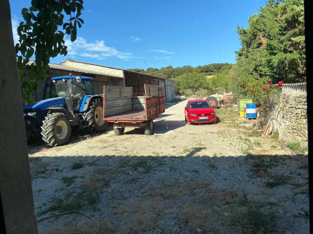 Gîte à la ferme Clansayes Extérieur photo